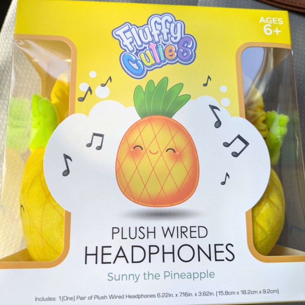 NWT fluffy cuties wired plush headphones